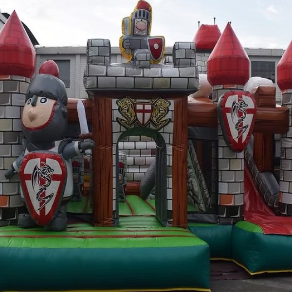 Skákací hrad - rytíř